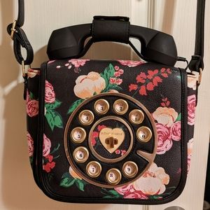 Betsey Johnson *RARE* "Off the Hook" crossbody purse